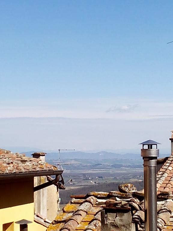 With Little Arch Apartment Montepulciano