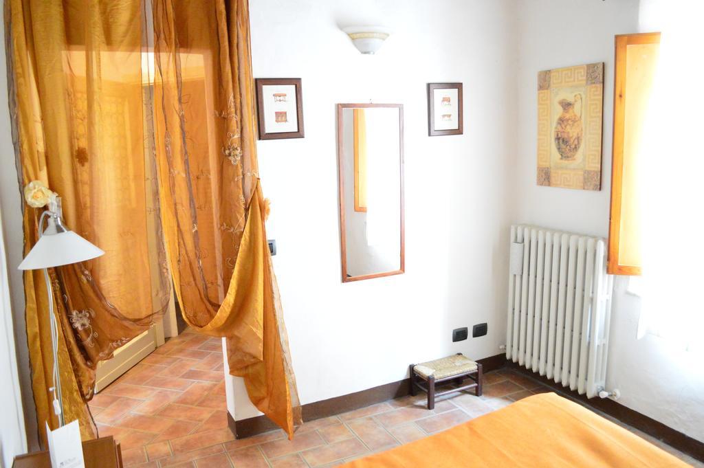 With Little Arch Apartment