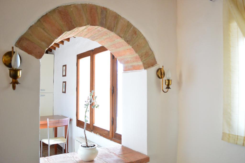 With Little Arch Apartment Montepulciano